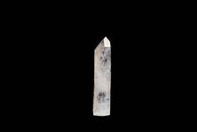 Load image into Gallery viewer, Quartz Point | Medium