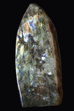 Load image into Gallery viewer, Iridescent Labradorite Point
