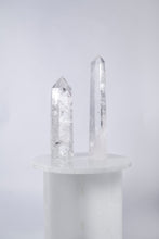 Load image into Gallery viewer, &#39;A&#39; Grade Clear Quartz point
