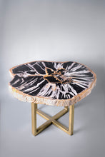 Load image into Gallery viewer, Petrified wood table
