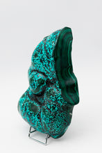 Load image into Gallery viewer, Central &#39;Eye&#39; Form Chrysocolla &amp; Malachite Combination | Congo
